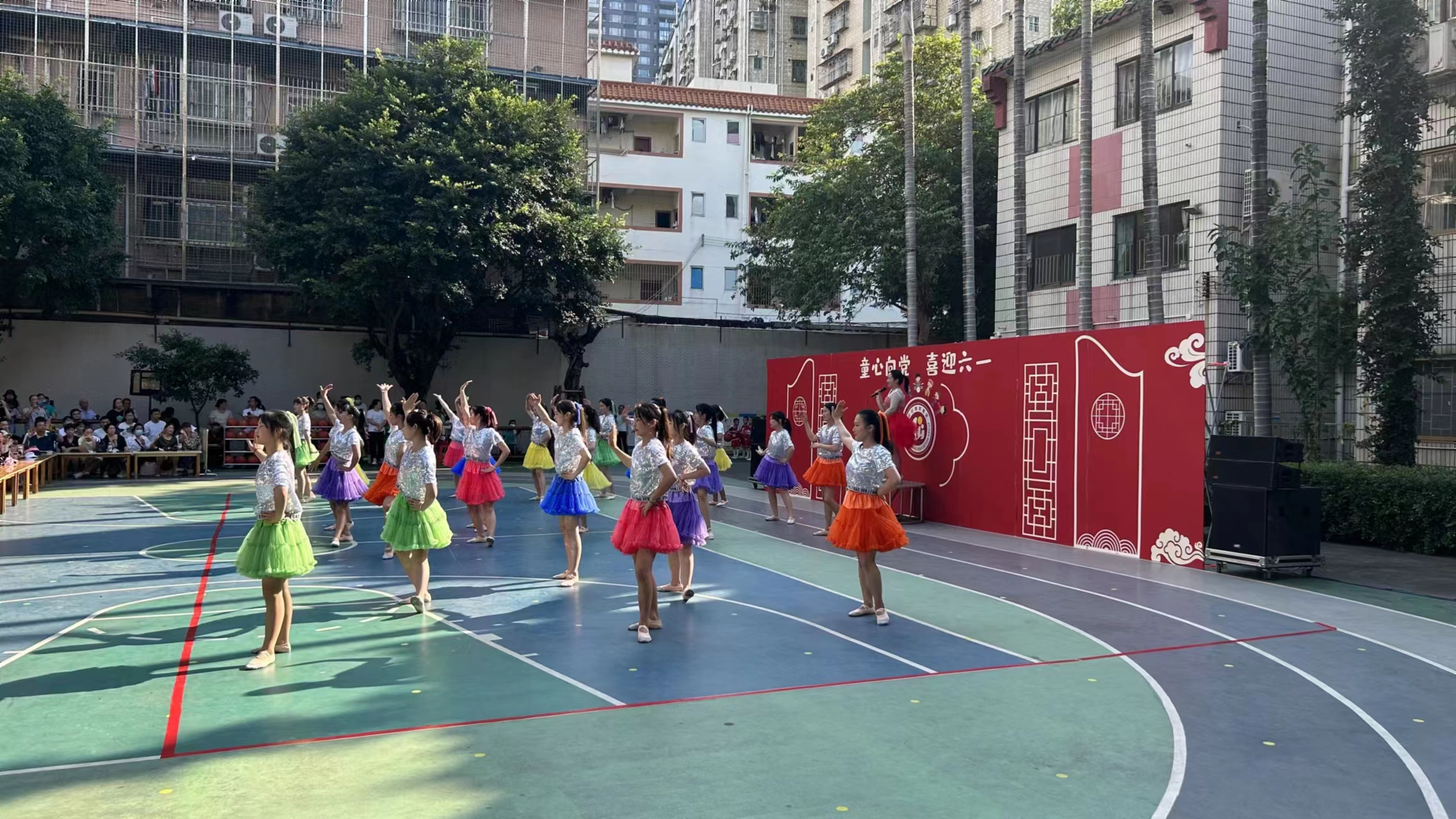 童心向黨 喜迎六一（愛聯(lián)幼兒園6.1文藝演出）